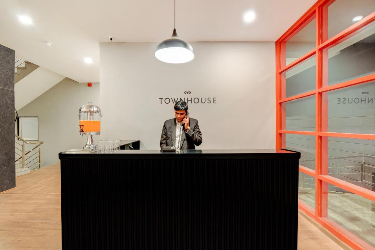 Townhouse 207 Hotel Downtown My Stay Jaipur Extérieur photo