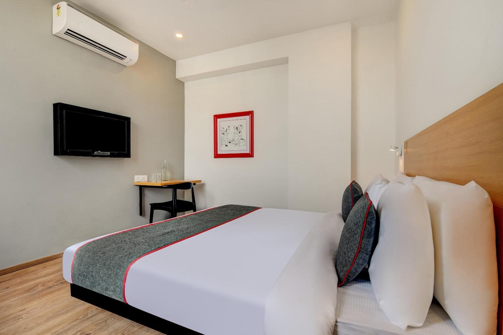 Townhouse 207 Hotel Downtown My Stay Jaipur Extérieur photo