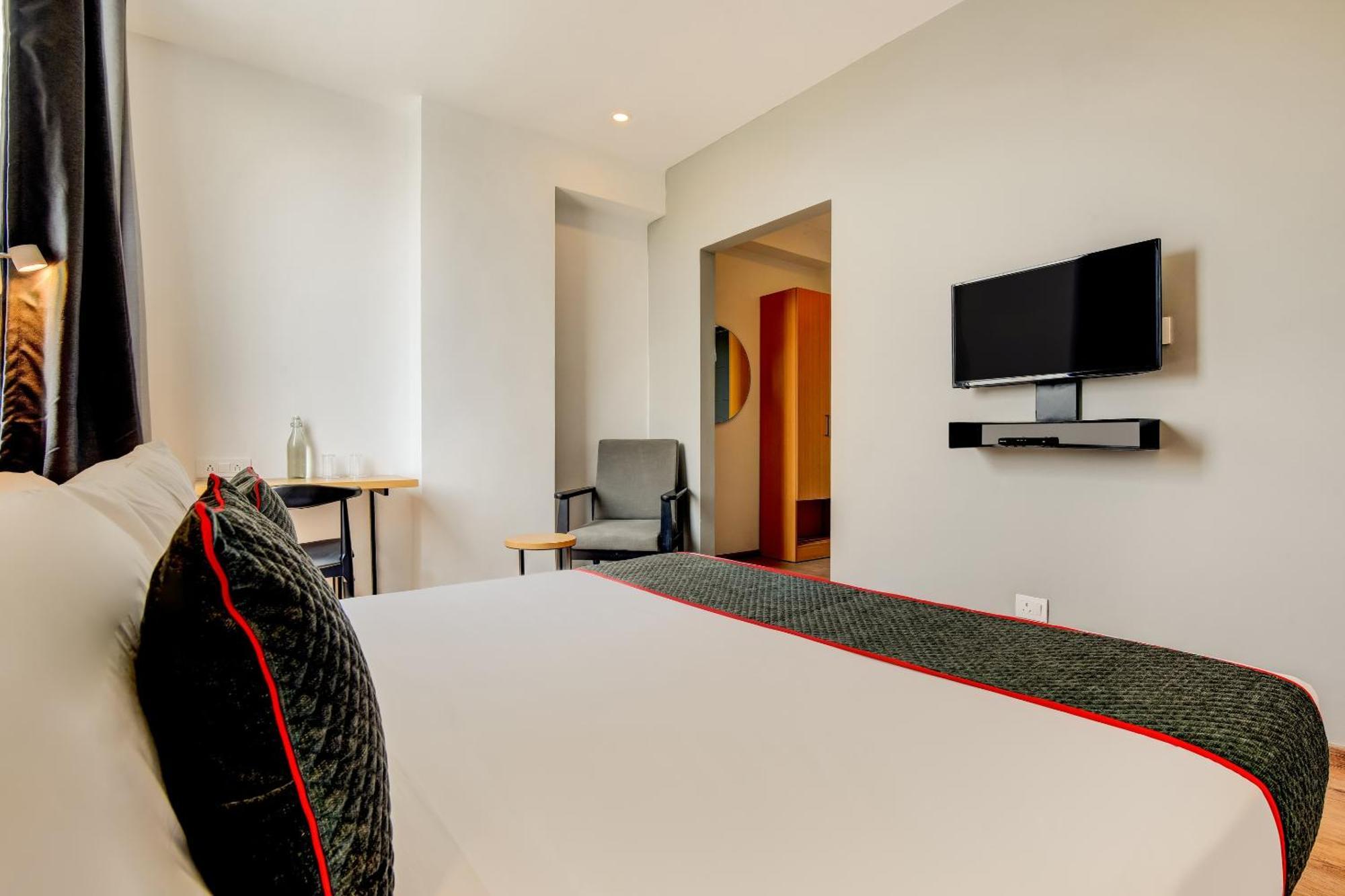 Townhouse 207 Hotel Downtown My Stay Jaipur Extérieur photo