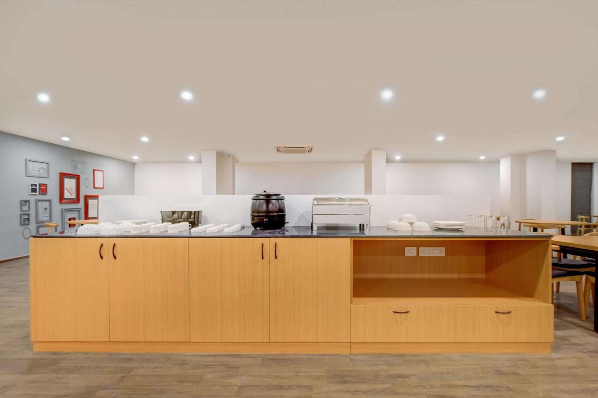 Townhouse 207 Hotel Downtown My Stay Jaipur Extérieur photo
