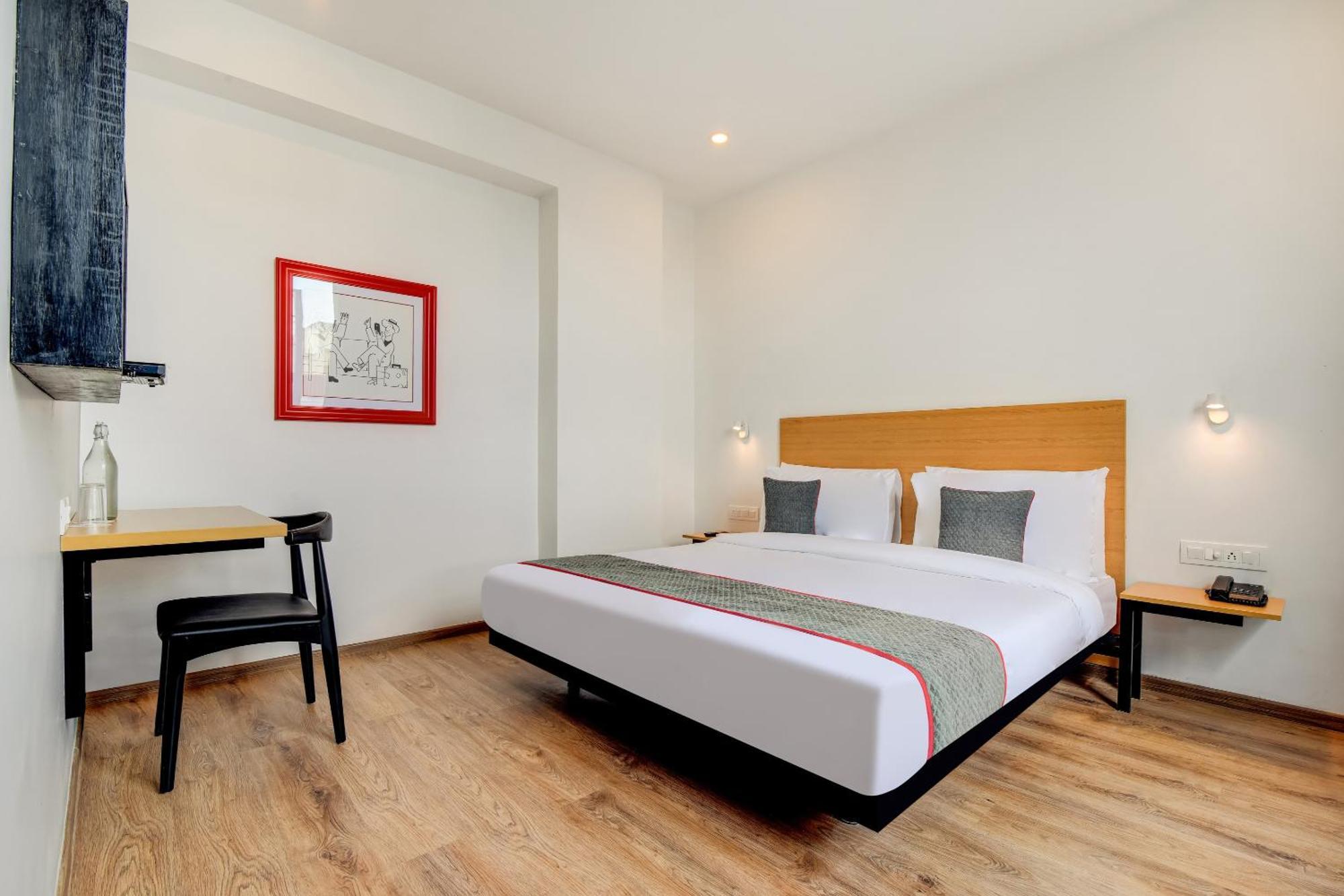 Townhouse 207 Hotel Downtown My Stay Jaipur Extérieur photo