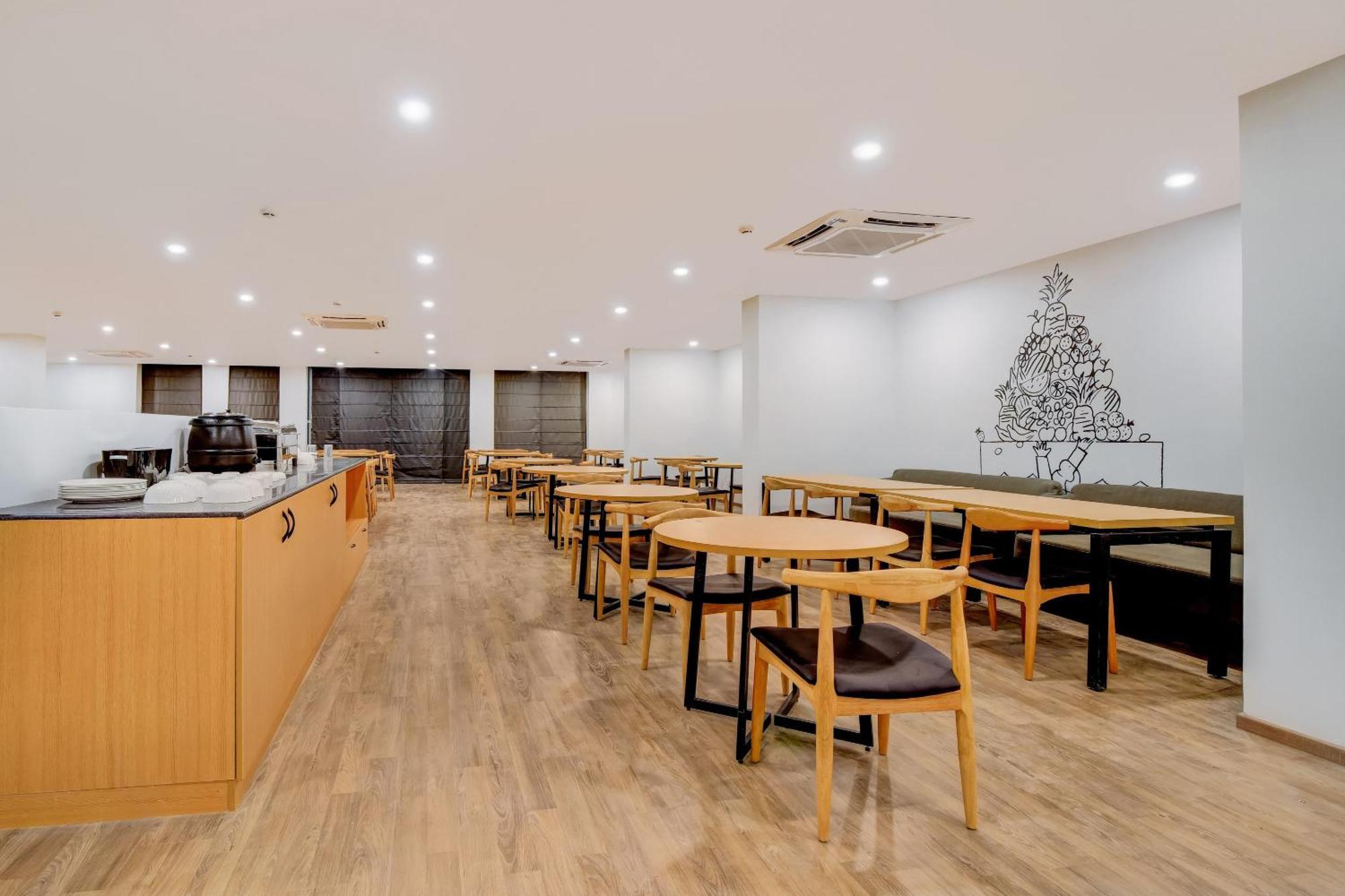Townhouse 207 Hotel Downtown My Stay Jaipur Extérieur photo